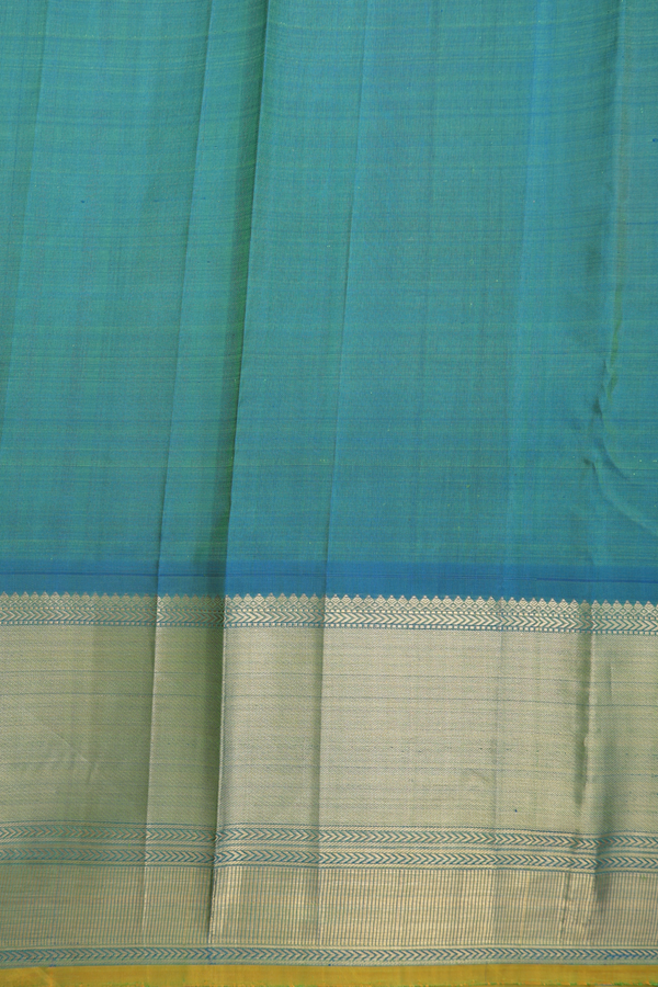 Kanchipuram Silk Saree In Dual Tone With Jacquard Pattern
