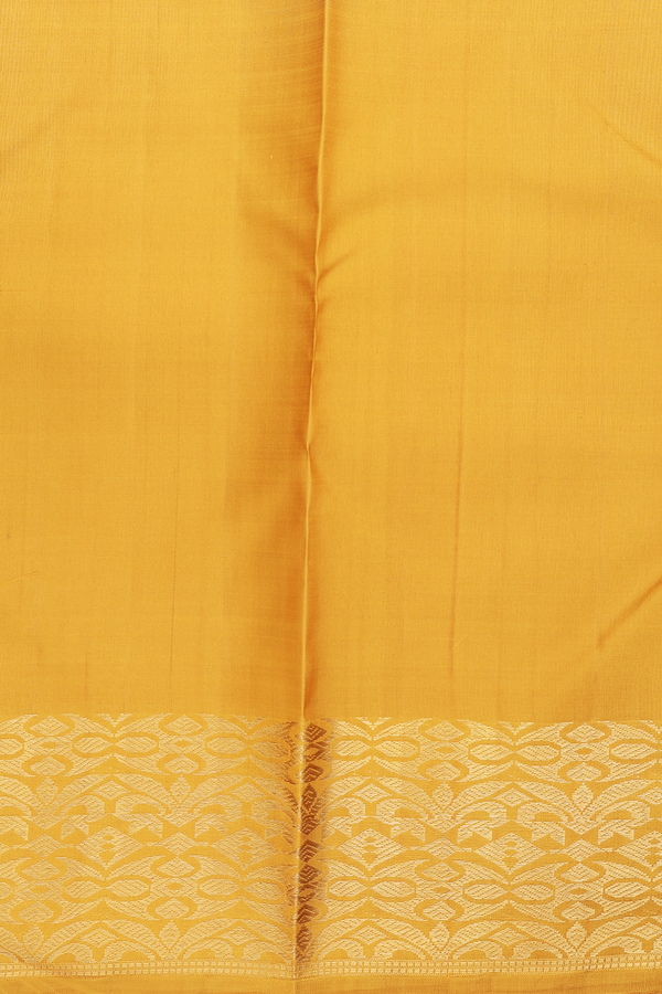 Kanchipuram Silk Saree In Dual Tone With Jacquard Pattern