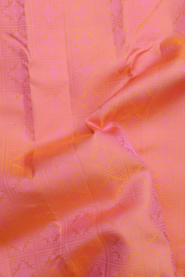 Kanchipuram Silk Saree In Dual Tone With Jacquard Pattern