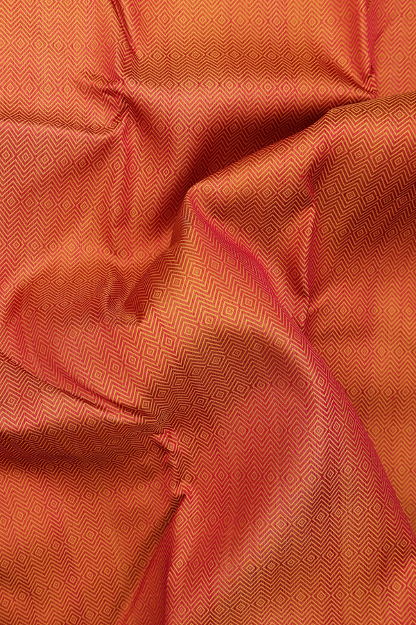 Kanchipuram Silk Saree In Dual Tone With Jacquard Pattern