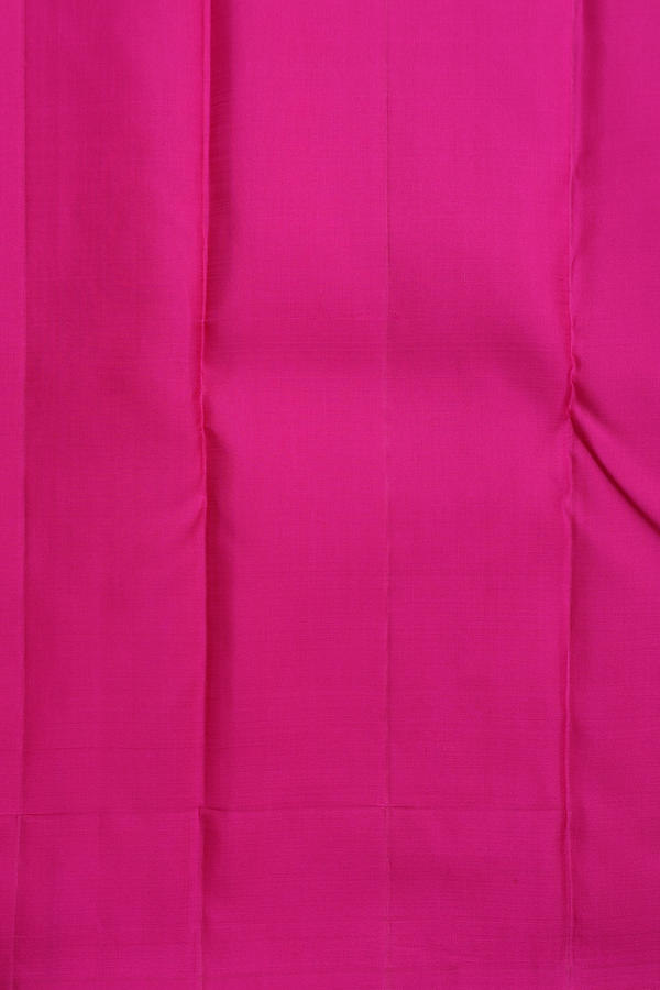 Kanchipuram Silk Saree In Reddish Pink  With Paisley Motifs