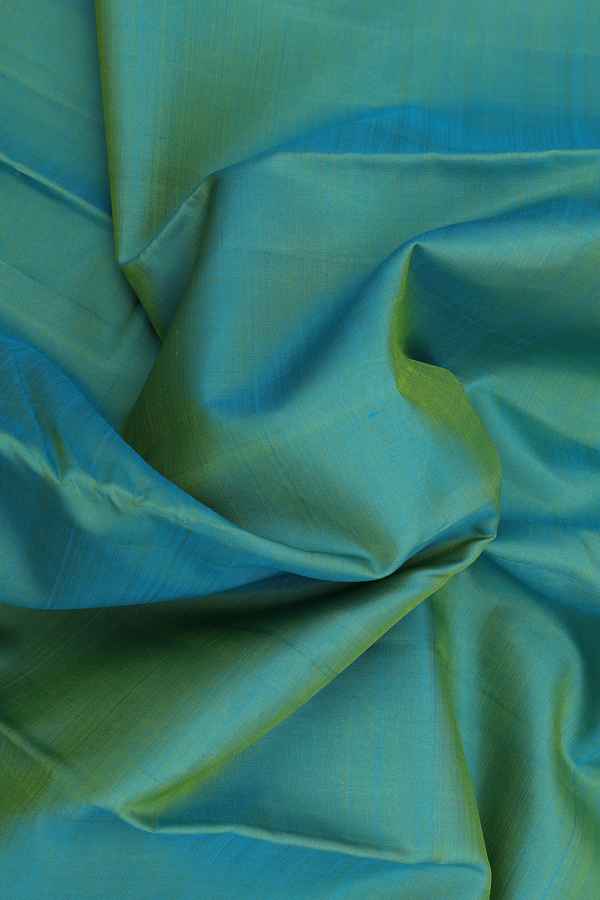 Kanchipuram Silk Saree In Dual Tone With Threadwork Border