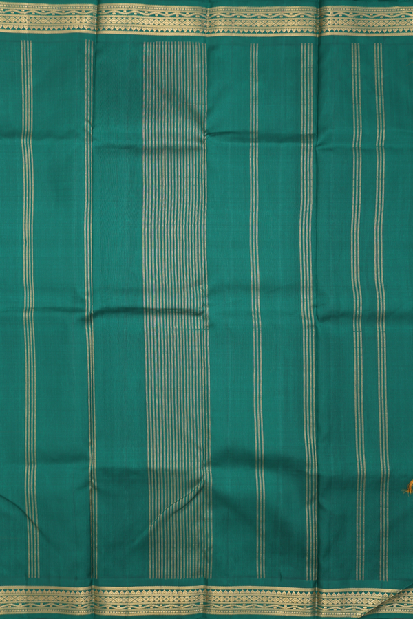 Kanchipuram Silk Saree In Dual Tone With Zari Border