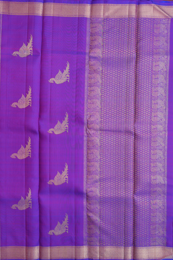 Kanchipuram Silk Saree In Dual Tone With Zari Border