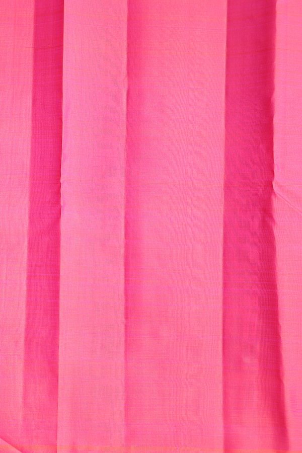 Kanchipuram Silk Saree In Dual Tone With Zari Motifs