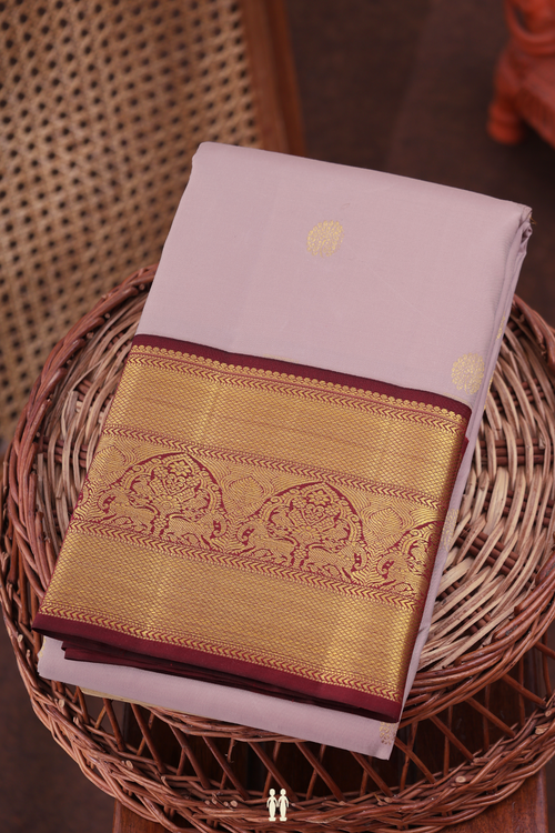 Kanchipuram Silk Saree In Pale Purple With Floral Buttas