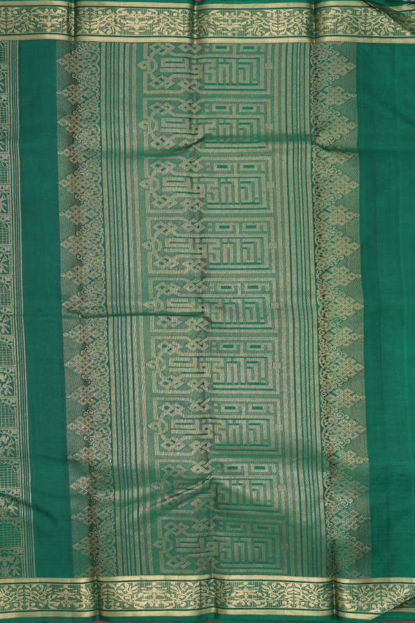 Kanchipuram Silk Saree In Emerald Green With Brocade Design