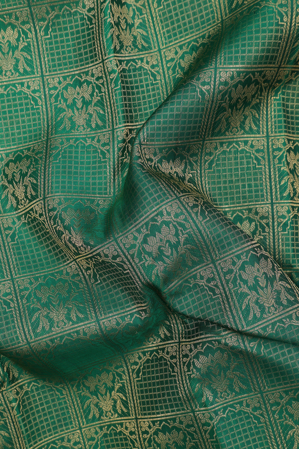 Kanchipuram Silk Saree In Emerald Green With Brocade Design