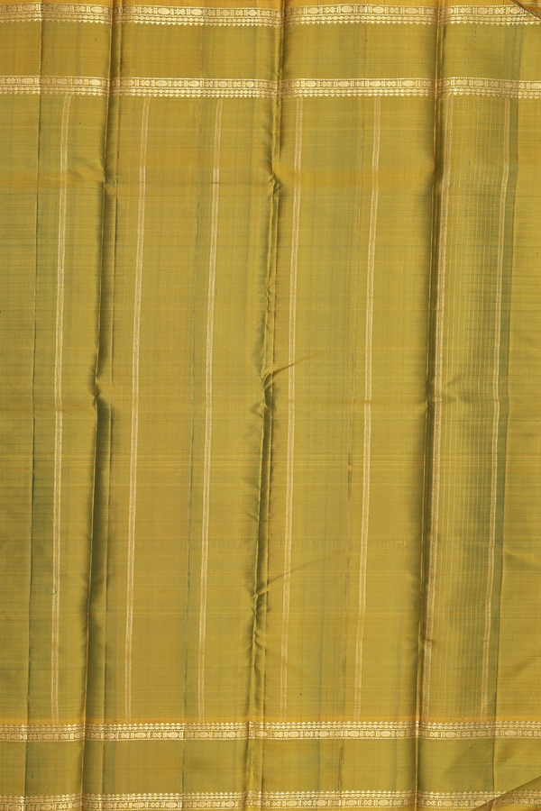 Kanchipuram Silk Saree In Emerald Green With Checks Design