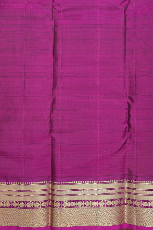 Kanchipuram Silk Saree In Emerald Green With Checks Design