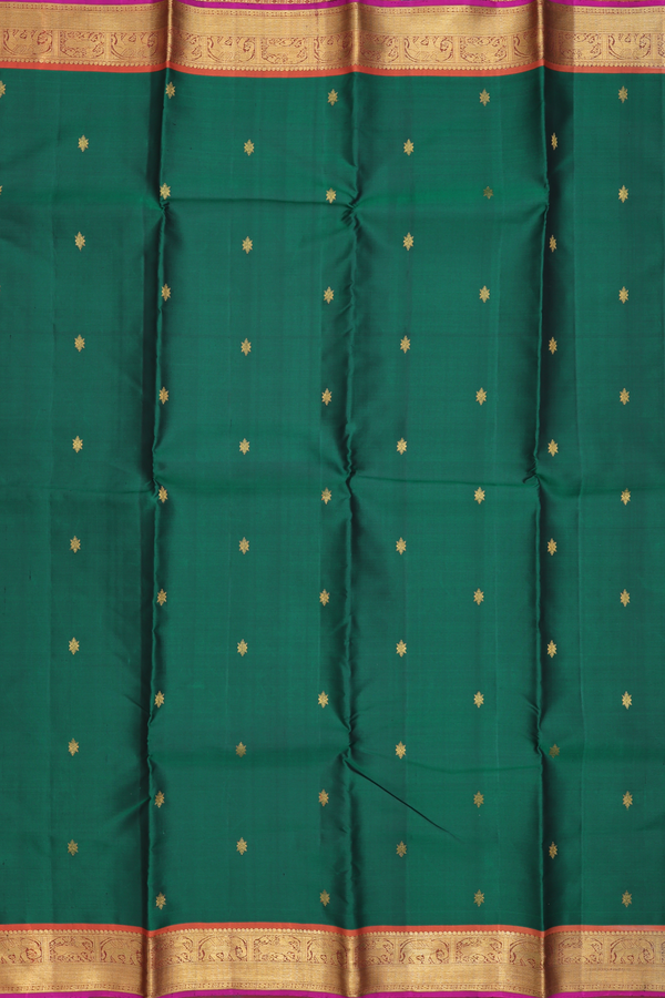 Kanchipuram Silk Saree In Emerald Green With Floral Buttas