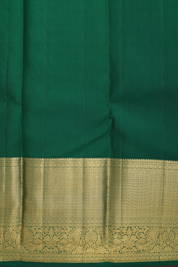 Kanchipuram Silk Saree In Emerald Green With Floral Design