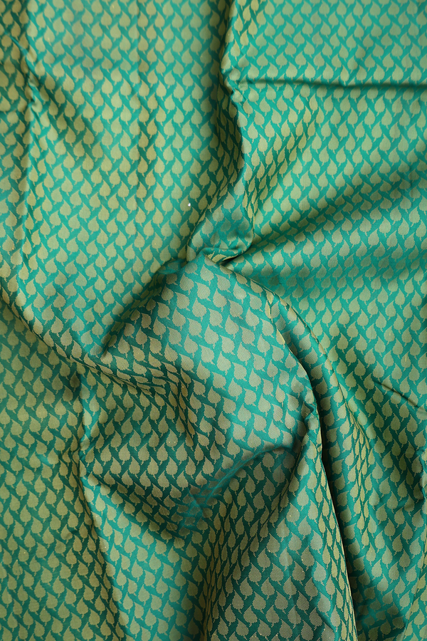 Kanchipuram Silk Saree In Emerald Green With Jacquard Pattern