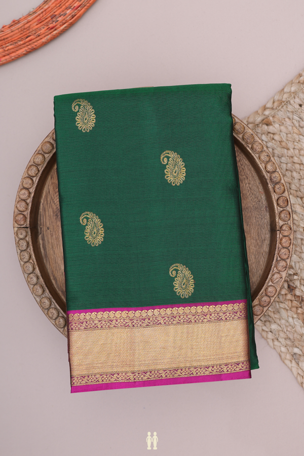Kanchipuram Silk Saree In Emerald Green With Paisley Buttas