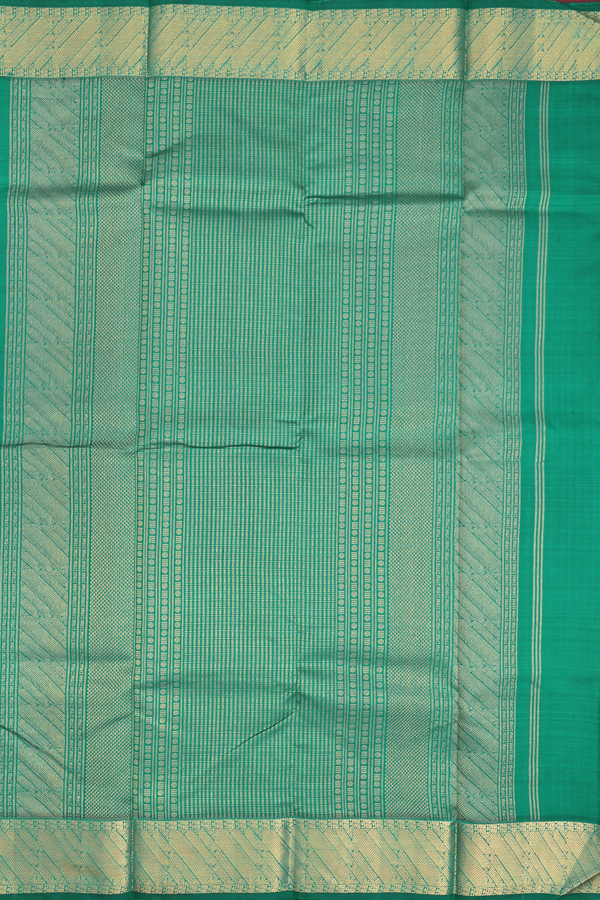 Kanchipuram Silk Saree In Emerald Green With Zari Buttas