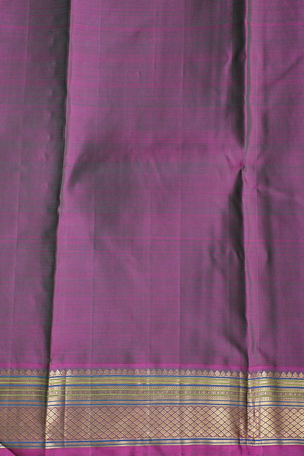 Kanchipuram Silk Saree In Emerald Green With Zari Buttas