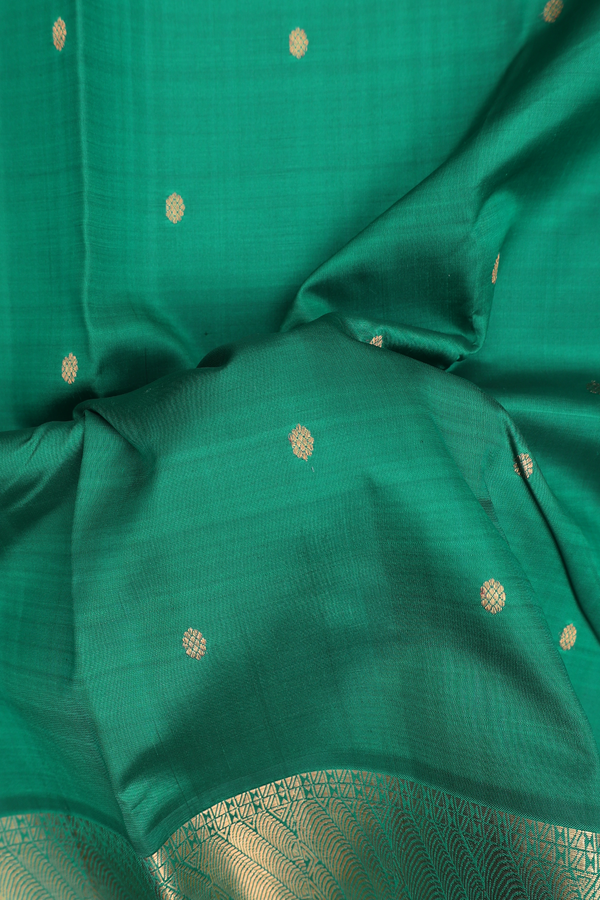 Kanchipuram Silk Saree In Emerald Green With Zari Buttas