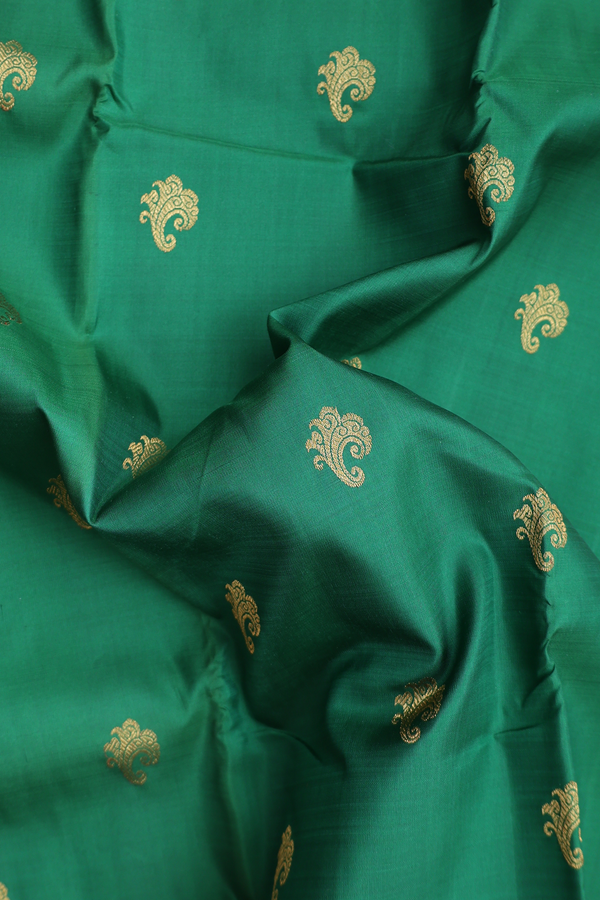 Kanchipuram Silk Saree In Emerald Green With Zari Buttas