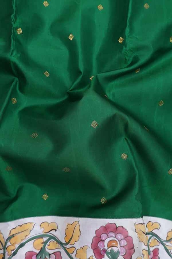 Kanchipuram Silk Saree In Emerald Green With Zari Buttas
