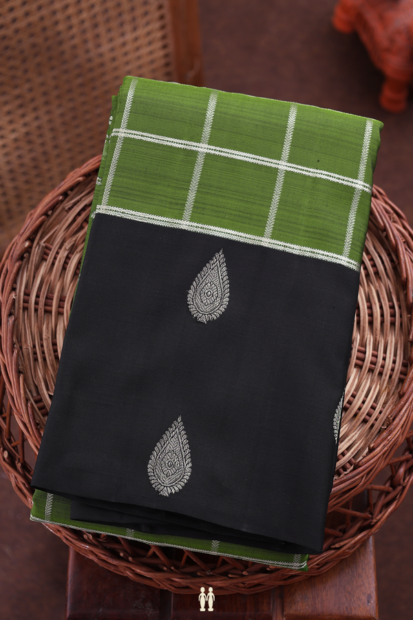 Kanchipuram Silk Saree In Fern Green With Checks Design