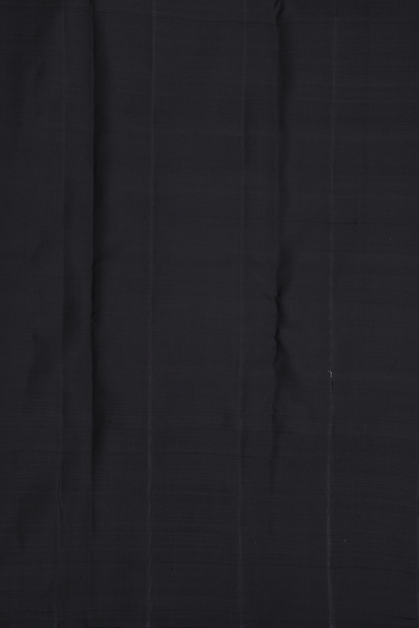 Kanchipuram Silk Saree In Fern Green With Checks Design