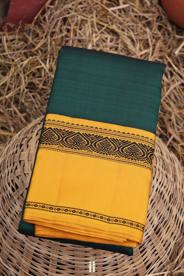 Kanchipuram Silk Saree In Forest Green With Contrast Border