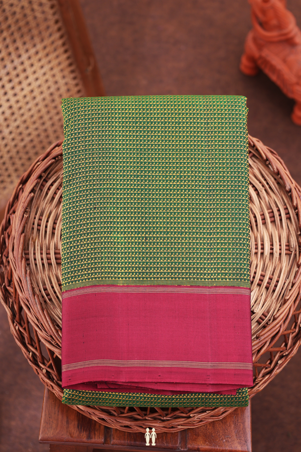 Kanchipuram Silk Saree In Forest Green With Jacquard Pattern