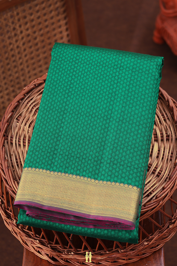 Kanchipuram Silk Saree In Forest Green With Jacquard Pattern