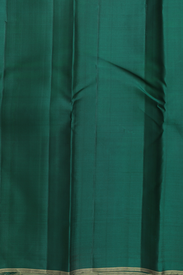 Kanchipuram Silk Saree In Forest Green With Jacquard Pattern