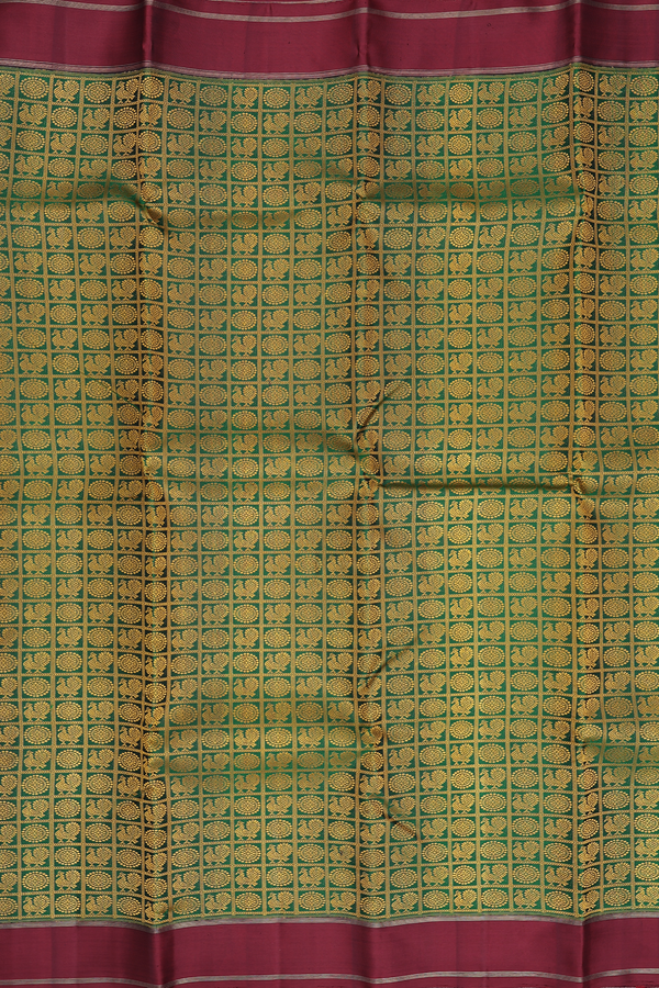 Kanchipuram Silk Saree In Forest Green With Jacquard Pattern