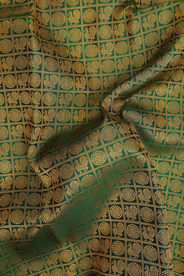 Kanchipuram Silk Saree In Forest Green With Jacquard Pattern