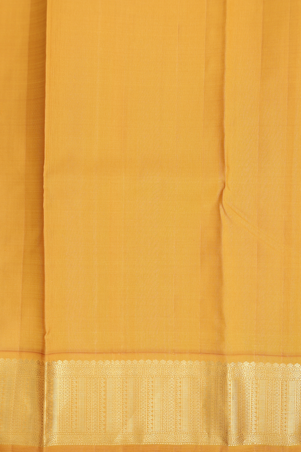 Kanchipuram Silk Saree In Forest Green With Korvai Border