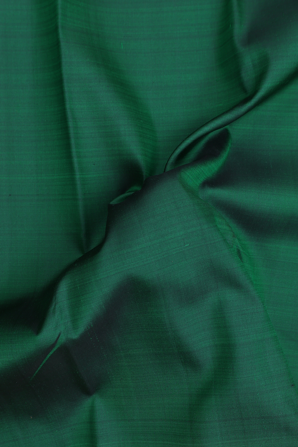 Kanchipuram Silk Saree In Forest Green With Korvai Border