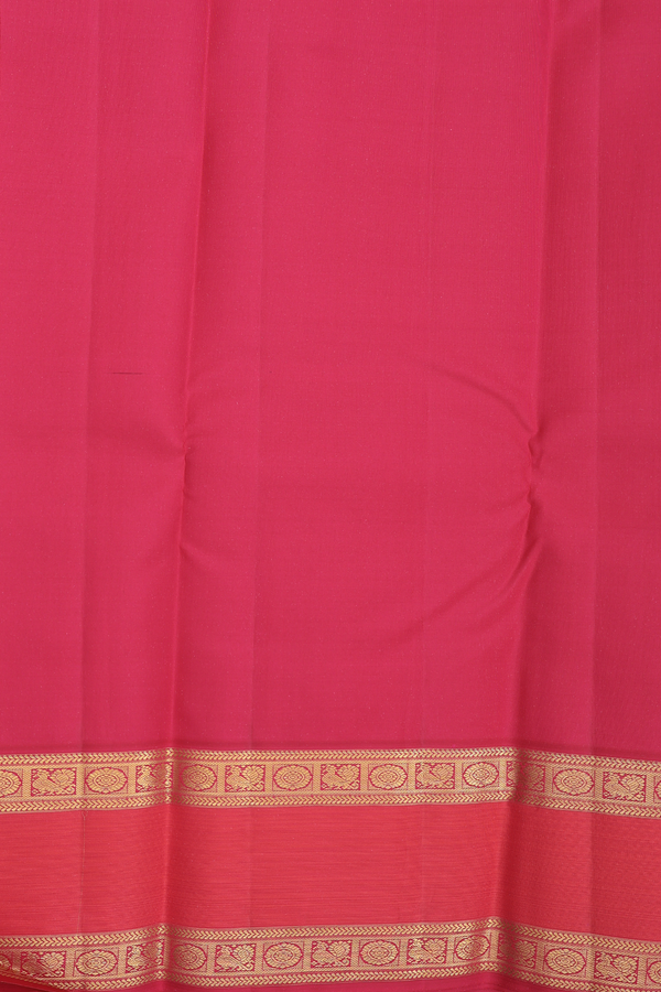 Kanchipuram Silk Saree In Forest Green With Paisley Buttas