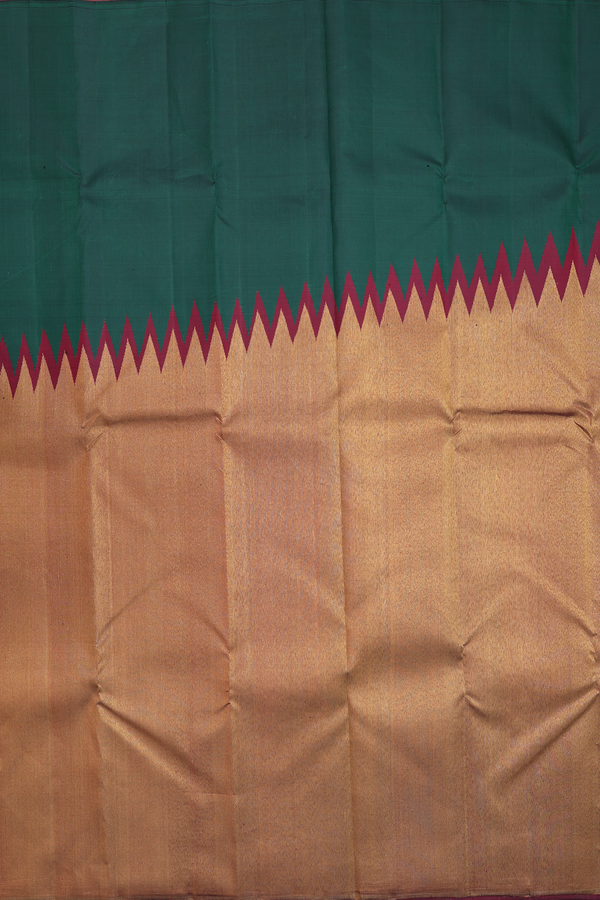 Kanchipuram Silk Saree In Forest Green With Step Border