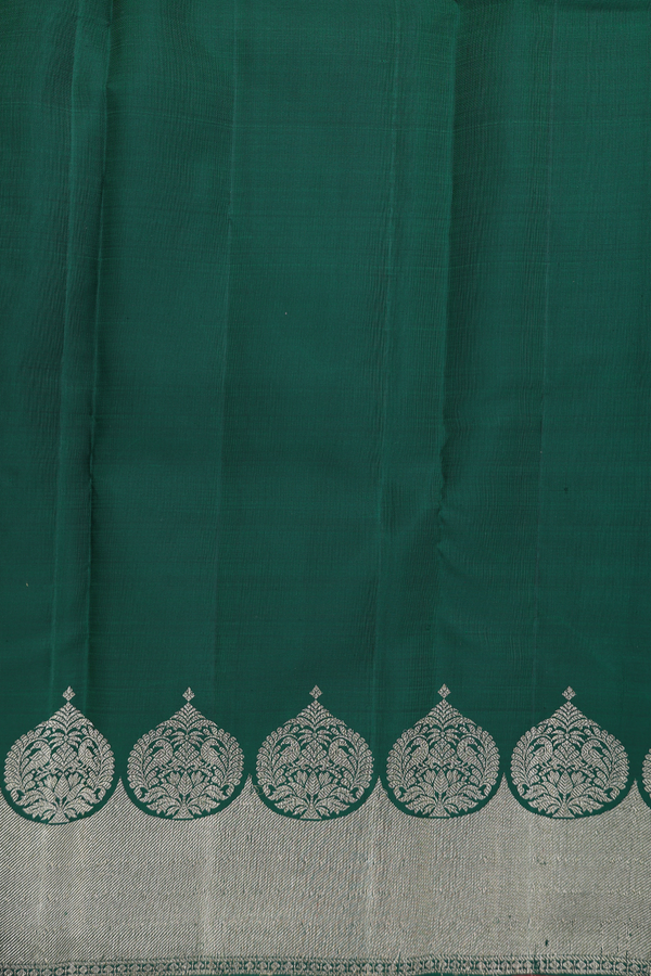Kanchipuram Silk Saree In Forest Green With Zari Buttas