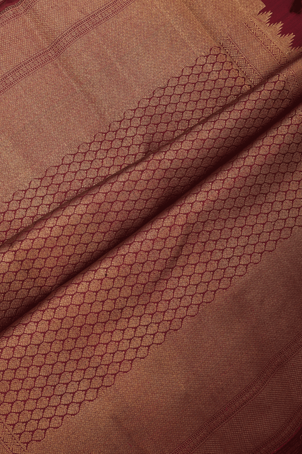 Kanchipuram Silk Saree In Forest Green With Zari Buttas