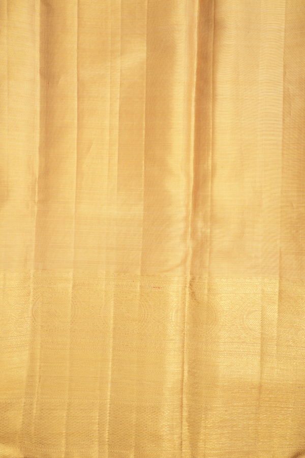 Kanchipuram Silk Saree In Gold With Floral Design
