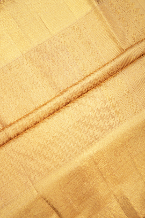 Kanchipuram Silk Saree In Gold With Floral Design