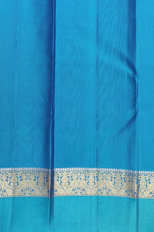 Kanchipuram Silk Saree In Grape Purple With Contrast Border