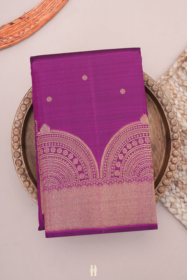 Kanchipuram Silk Saree In Grape Purple With Floral Buttis