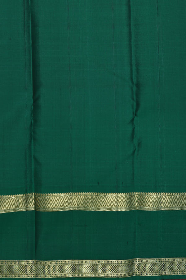 Kanchipuram Silk Saree In Grape Purple With Neli Design