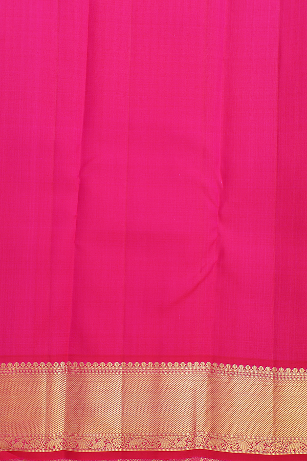 Kanchipuram Silk Saree In Green And Yellow With Checks Design