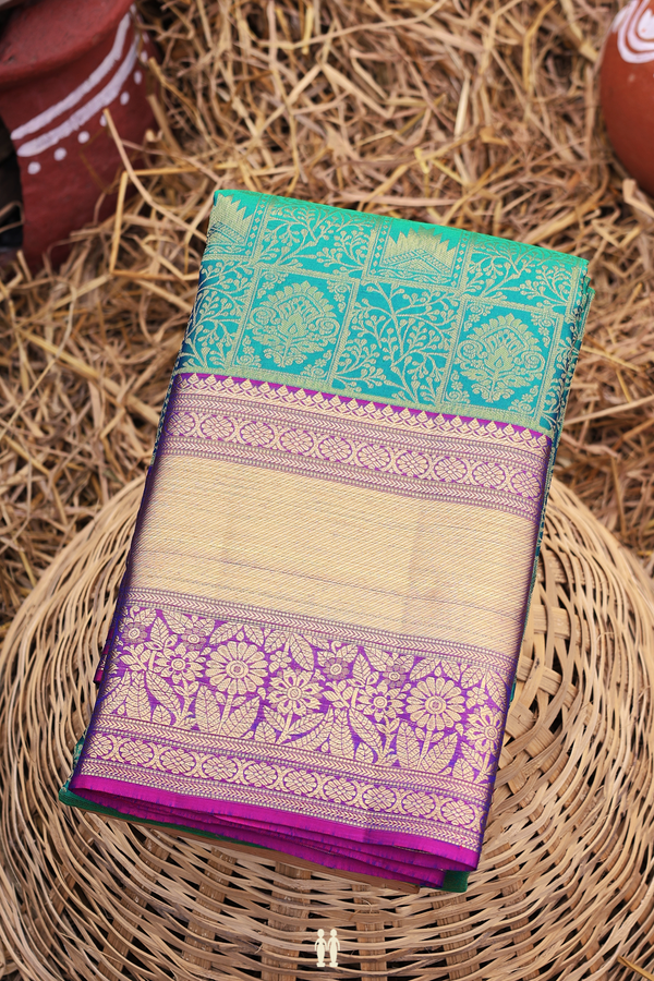 Kanchipuram Silk Saree In Green With Brocade Design