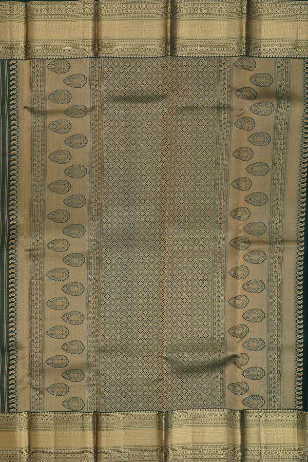 Kanchipuram Silk Saree In Green With Brocade Design