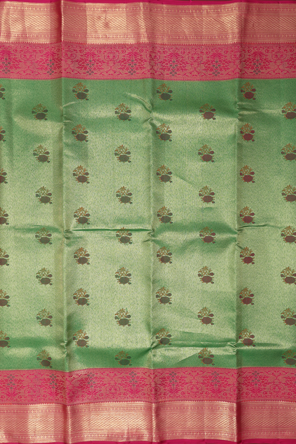 Kanchipuram Silk Saree In Green With Floral Buttas