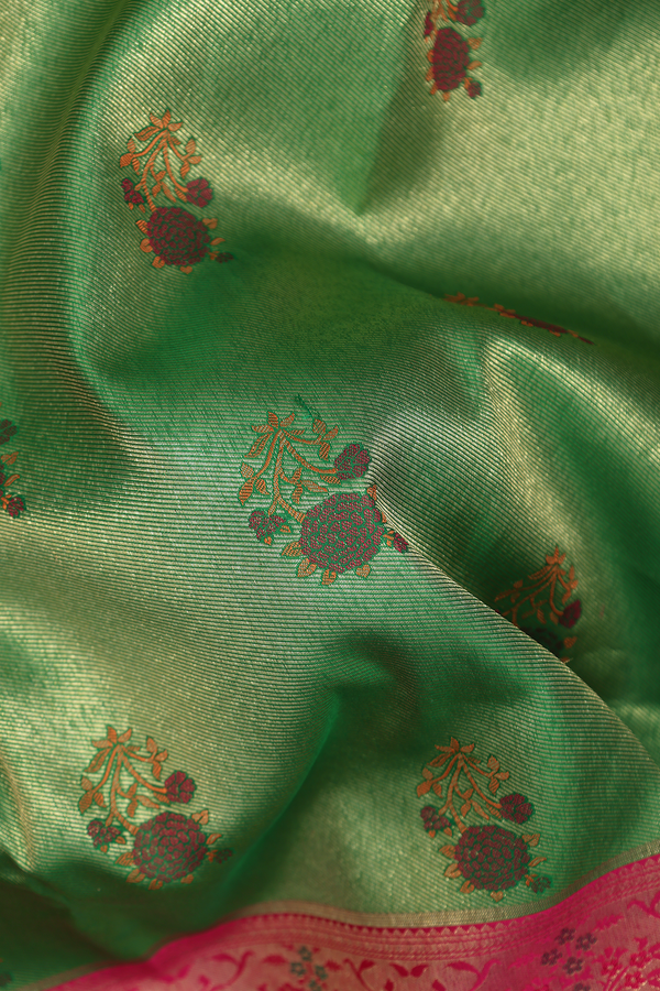 Kanchipuram Silk Saree In Green With Floral Buttas