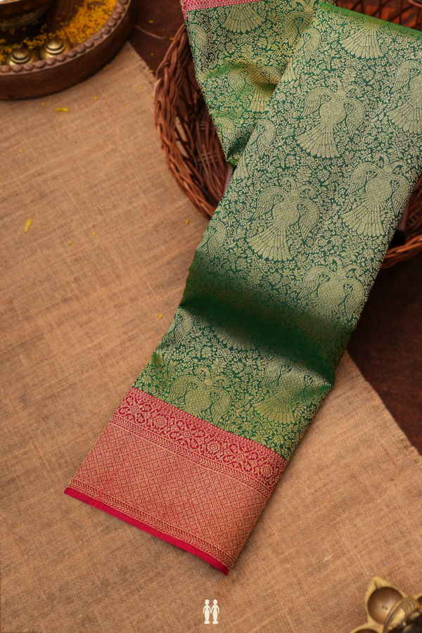 Kanchipuram Silk Saree In Green With Iruthalai Pakshi Design