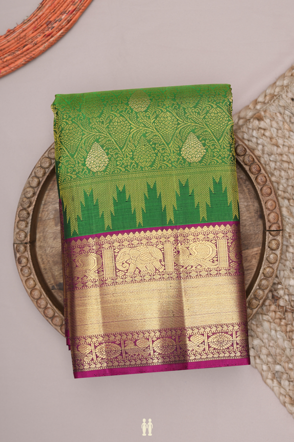 Kanchipuram Silk Saree In Green With Jacquard Pattern