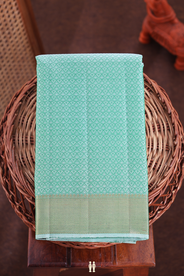 Kanchipuram Silk Saree In Green With Jacquard Pattern